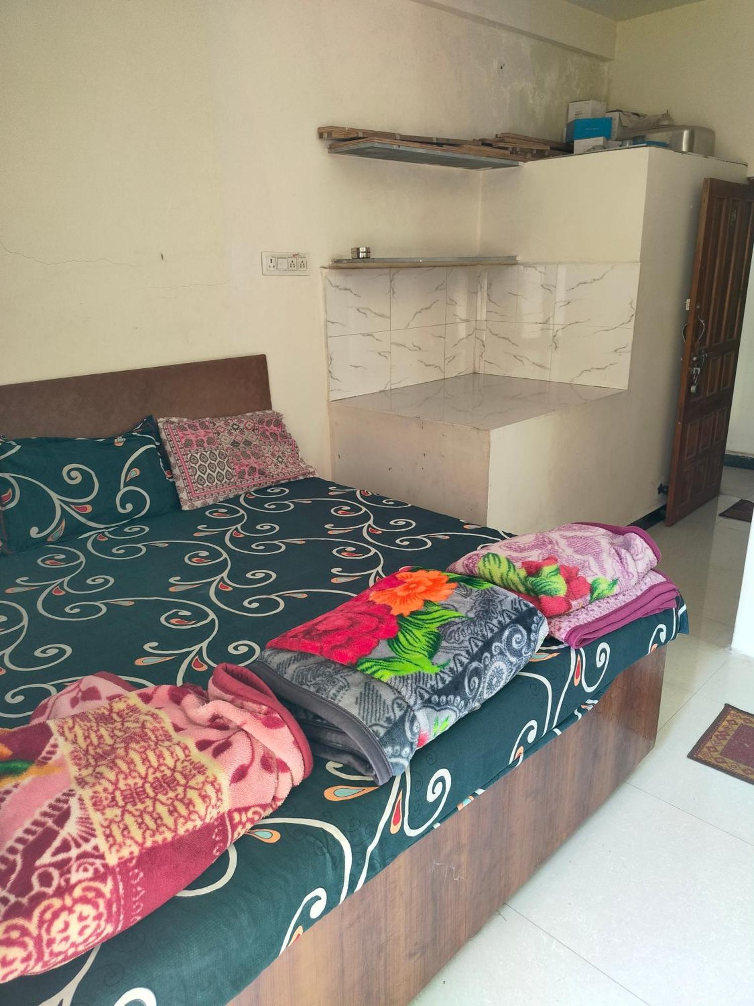 Hotel Maruti Palace Ujjain Exteriör bild